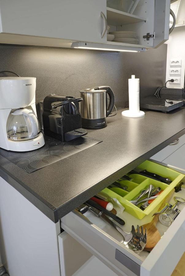 City-apartment 65qm 2-schlafzimmer Wlan Nichtraucher Parken Dusseldorf